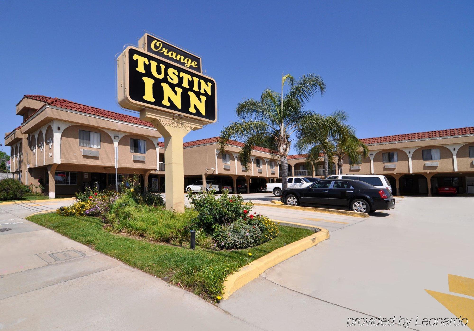Tustin In Hotel Orange